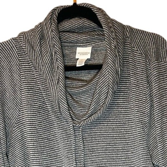Weekender by Chico Woman's  LongSleeved Shirt Gray/Black Stripes Size 2 - Picture 1 of 6